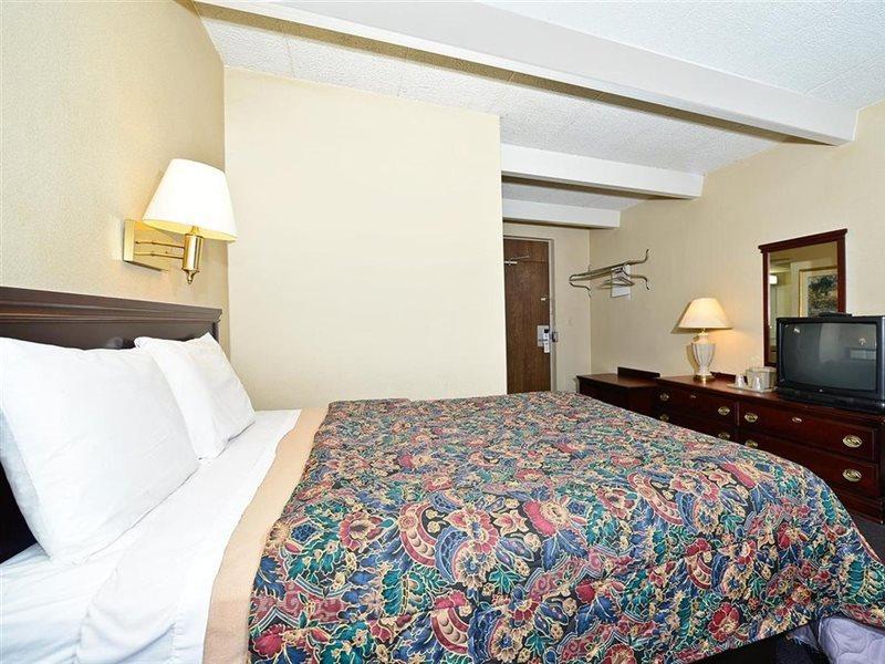 America's Best Value Inn Phillipsburg Easton Exterior foto